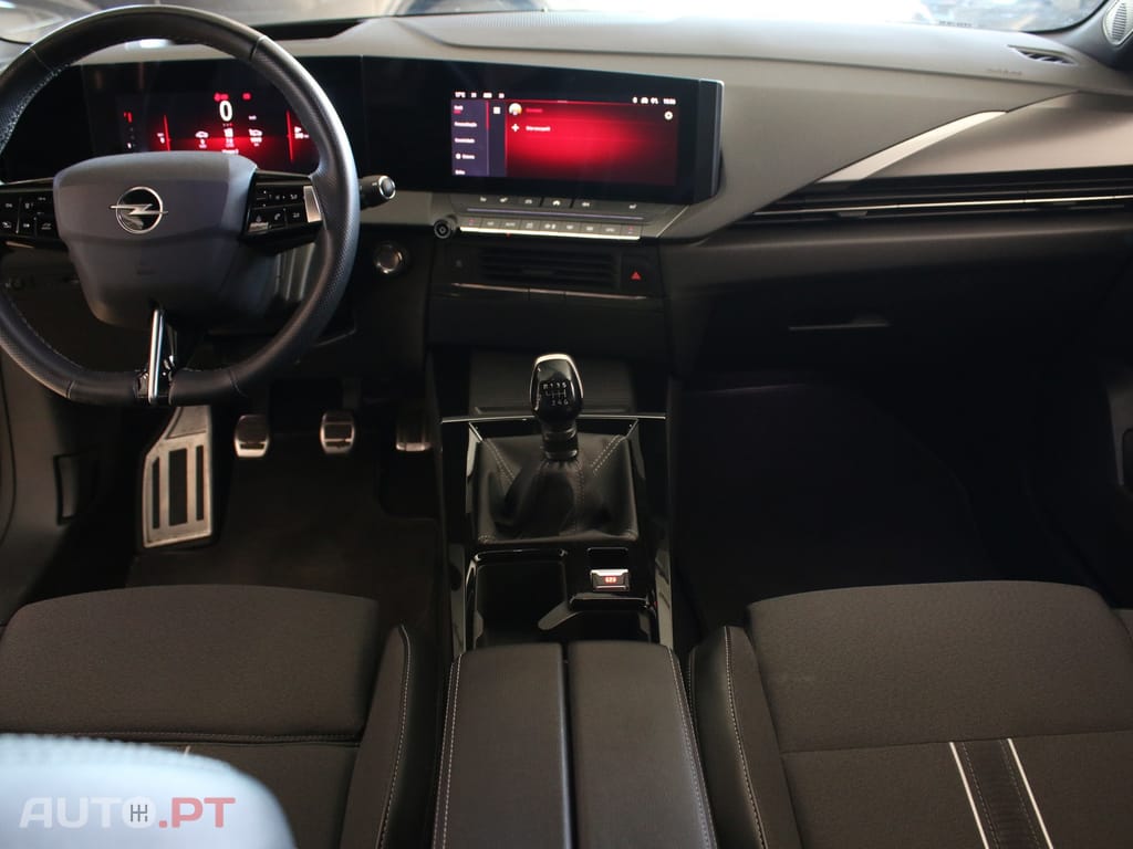 Opel Astra 1.2 T GS Line S/S