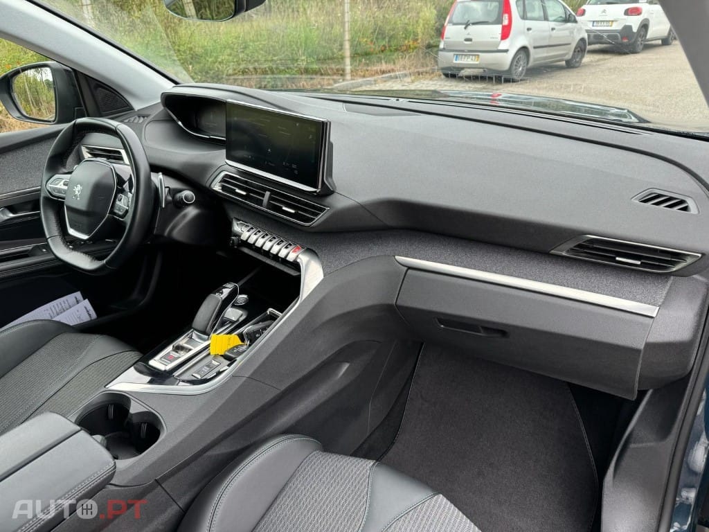 Peugeot 3008 1.6 Hybrid Allure Pack e-EAT8