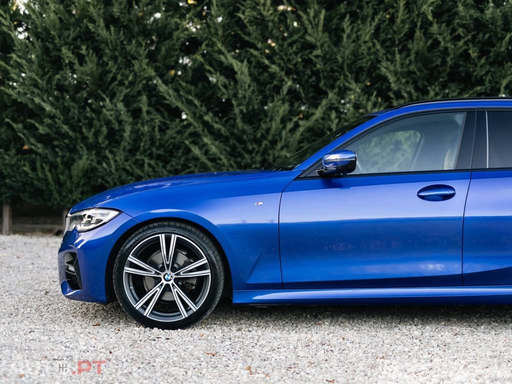 BMW 320 d Pack Desportivo M Auto