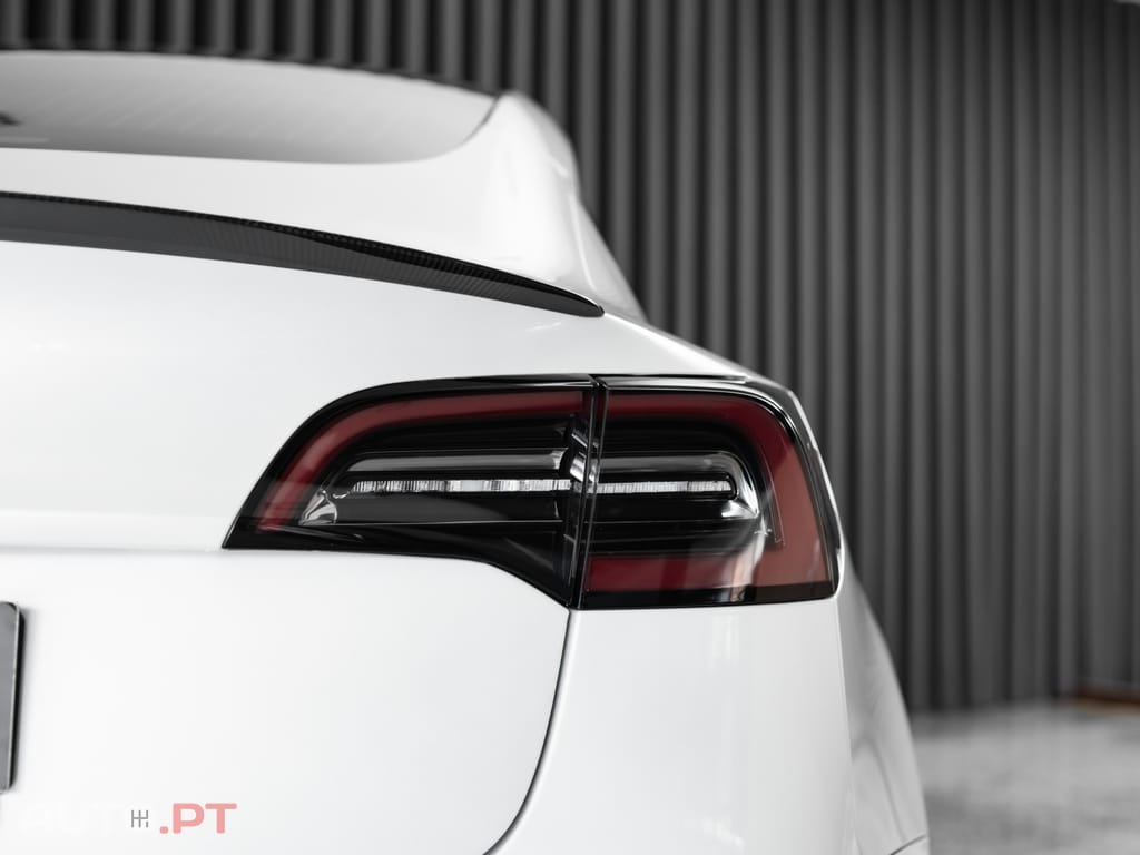Tesla Model 3 Performance Dual Motor AWD