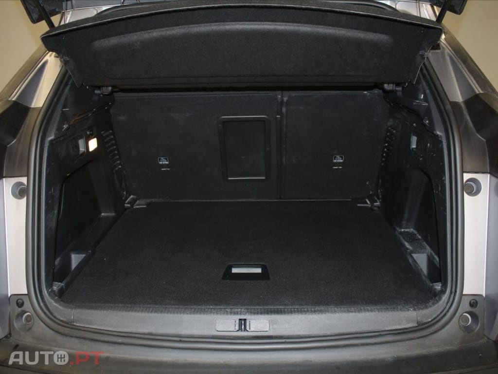 Peugeot 3008 1.5 BlueHDi Active