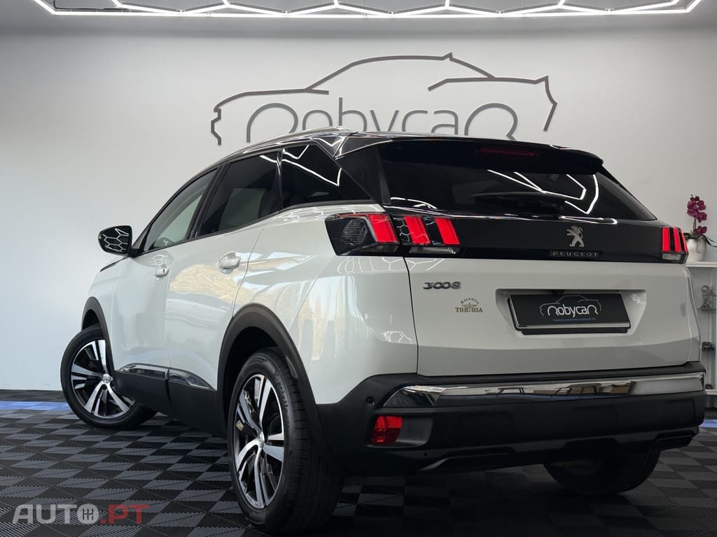 Peugeot 3008 1.2 PureTech Allure Pack EAT8