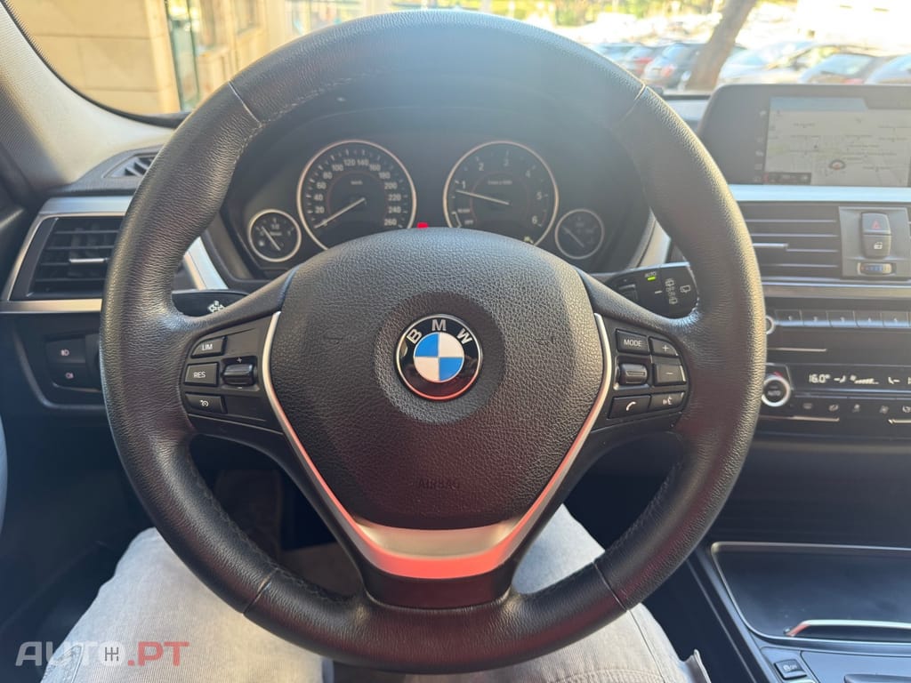 BMW 318 d Touring Line Sport Auto