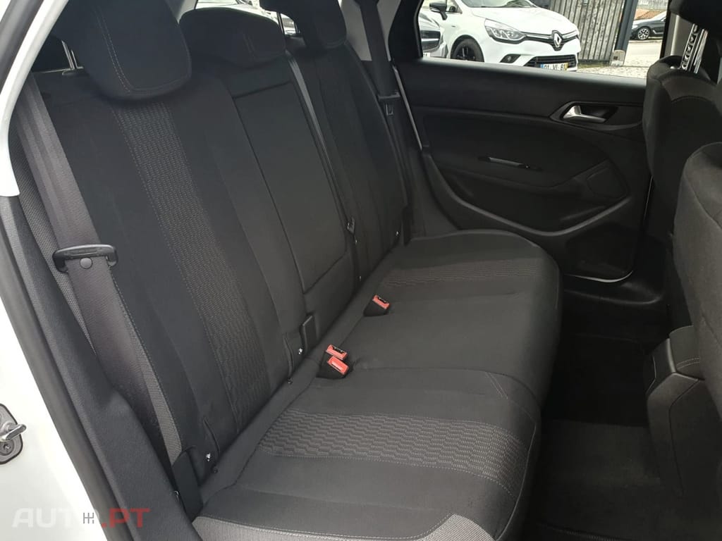 Peugeot 308 SW 1.6 BlueHDi Style