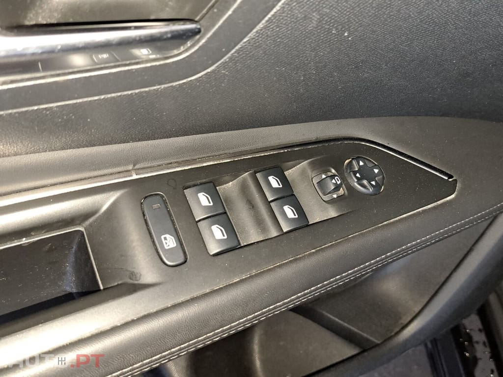 Peugeot 3008 1.6 BlueHDi Allure