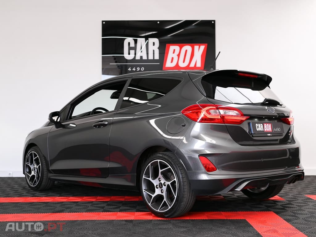 Ford Fiesta 1.5 EcoBoost S&S ST X