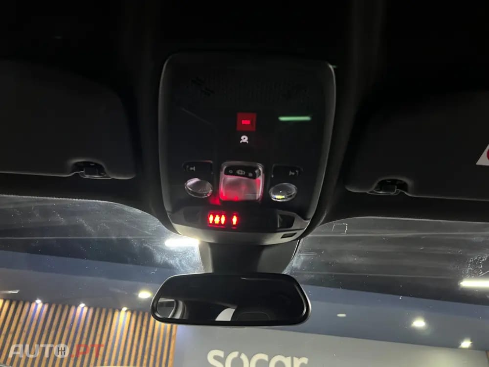 Peugeot 2008 1.2 Hybrid Allure e-DCS6