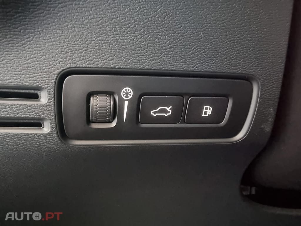 Volvo XC40 1.5 T4 PHEV Inscription Expression