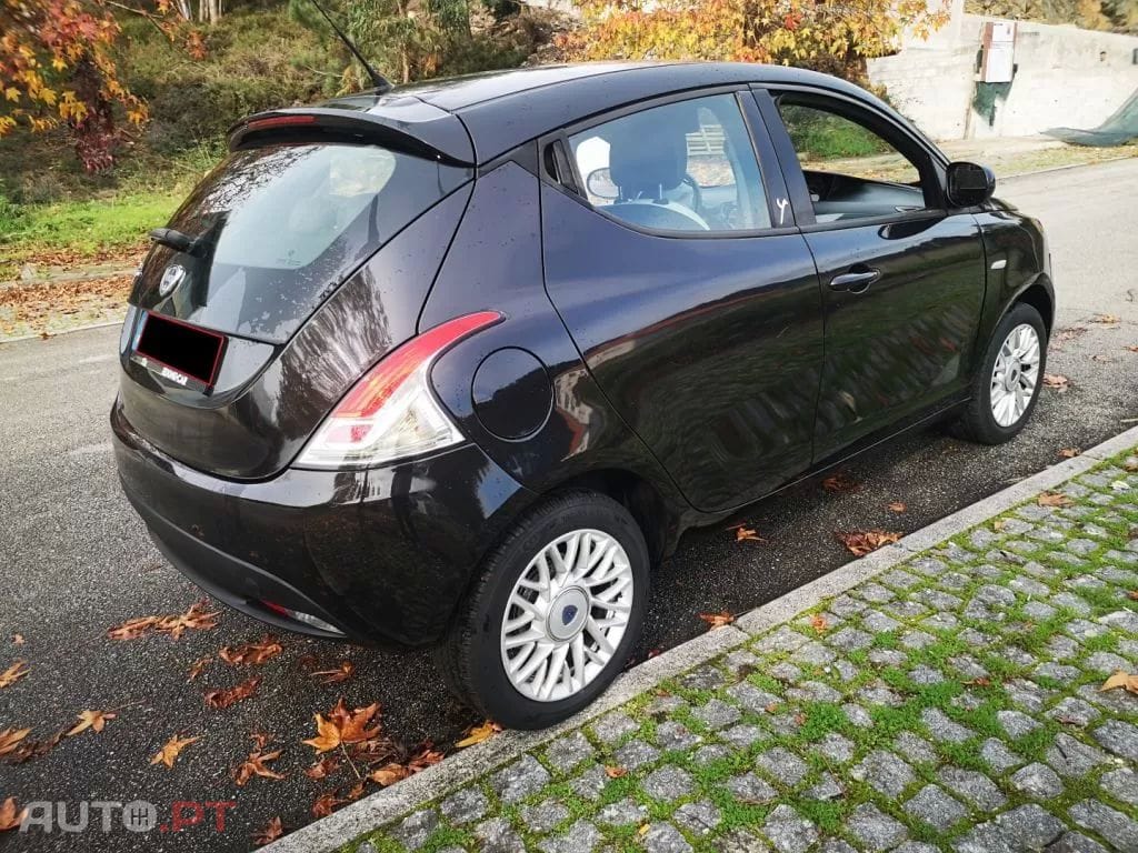 Lancia Ypsilon 1.2 S&S Gold