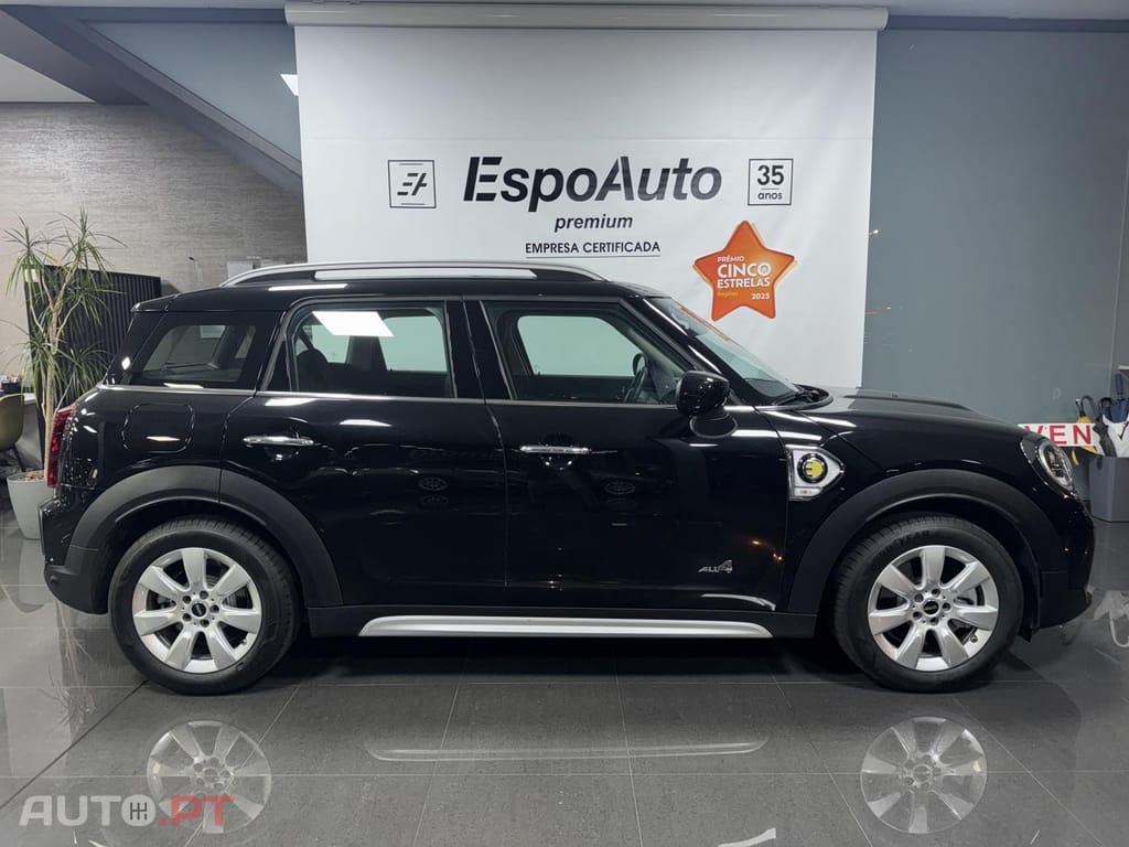 MINI Countryman Cooper SE ALL4 Auto