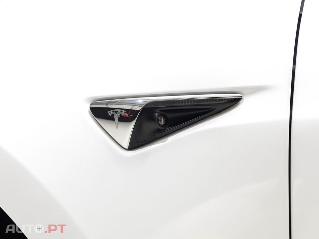 Tesla Model 3 AWD Dual Motor Performance