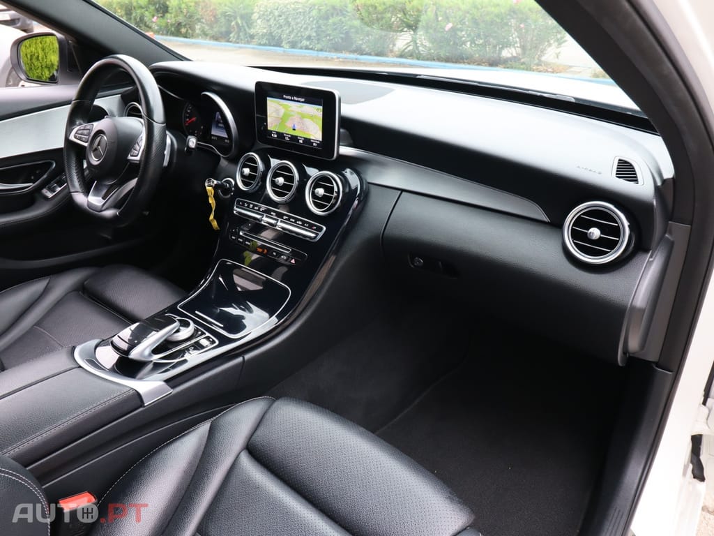 Mercedes-Benz C 300 BlueTEC Hybrid AMG Line