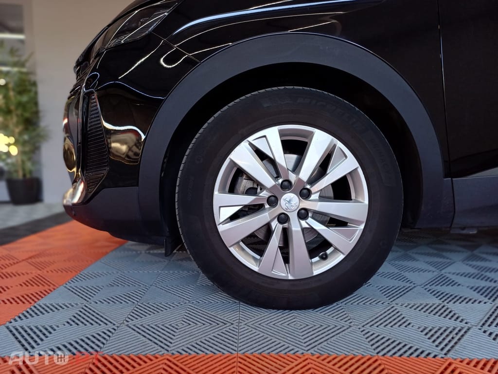 Peugeot 5008 1.5 BlueHDi Allure Pack EAT8