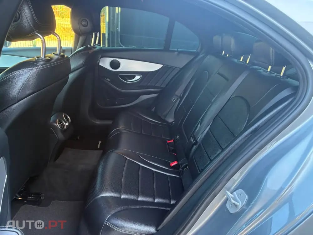 Mercedes-Benz C 300 De  HYBRID BLUE TEC AMG LINE