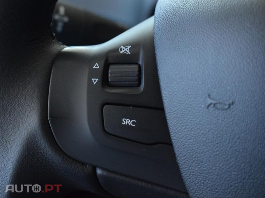 Peugeot 208 1.2 PureTech Signature