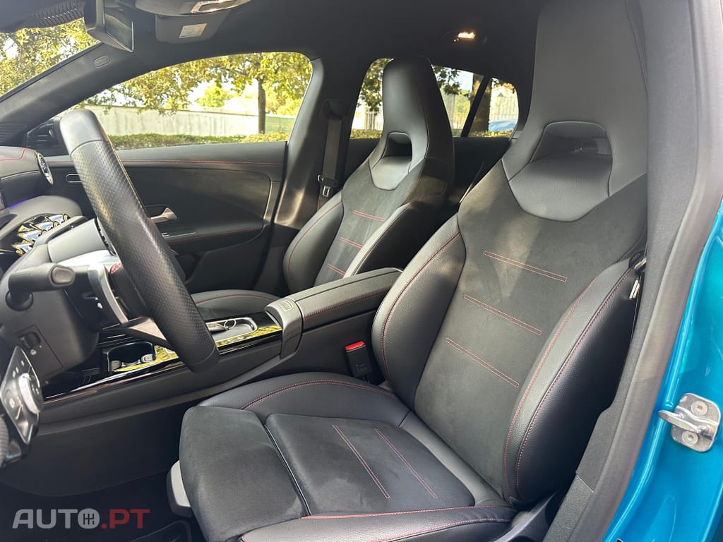 Mercedes-Benz CLA 250 e AMG Line