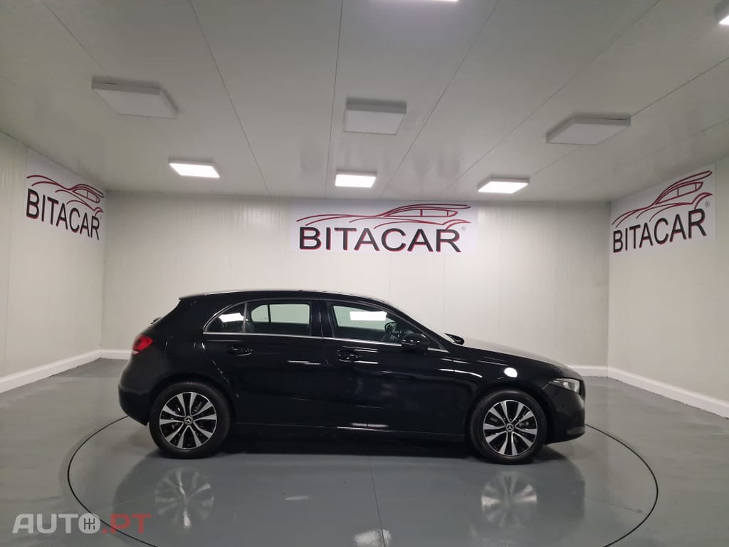 Mercedes-Benz A 250 E STYLE PLUS Hibrido Plug-In