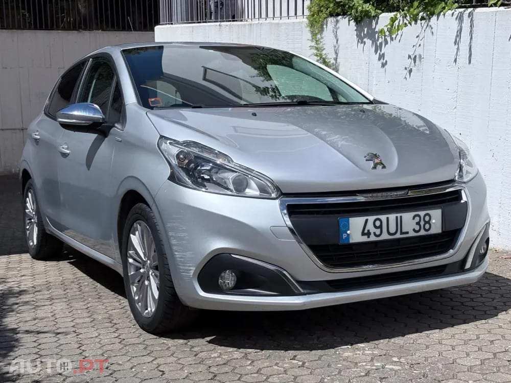 Peugeot 208 1.6 BlueHDi Style
