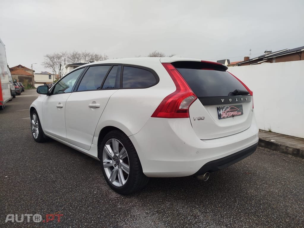 Volvo V60 1.6 D2 Drive Summum Start/Stop