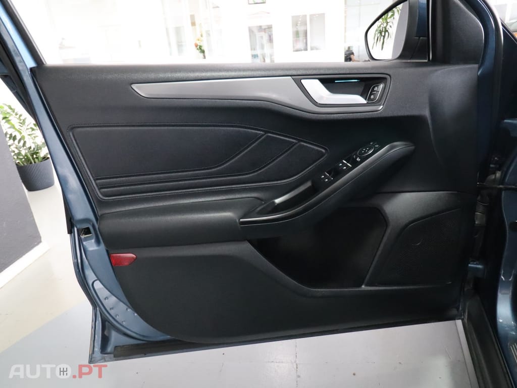Ford Focus SW 1.5 TDCi EcoBlue Titanium