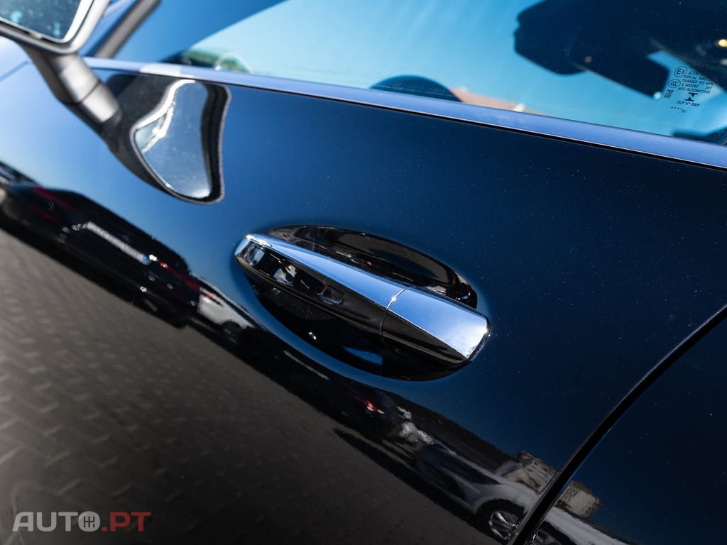 Mercedes-Benz CLA 250 e 8G-DCT AMG Line Advanced Plus — fotografia 18