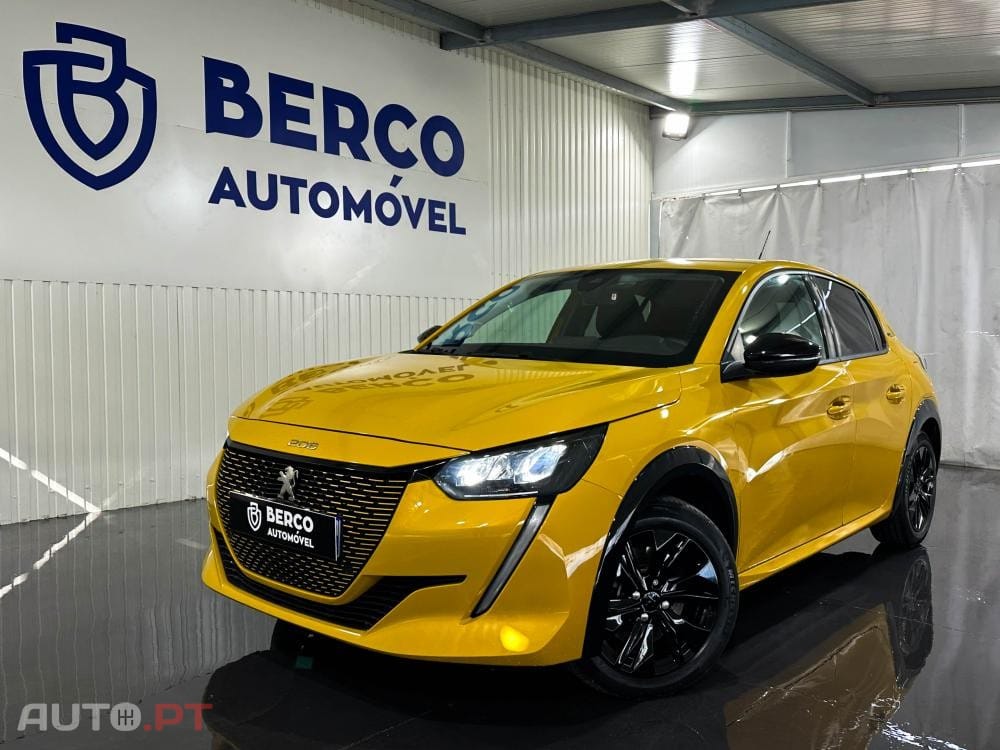Peugeot E-208 50 kWh SE Style