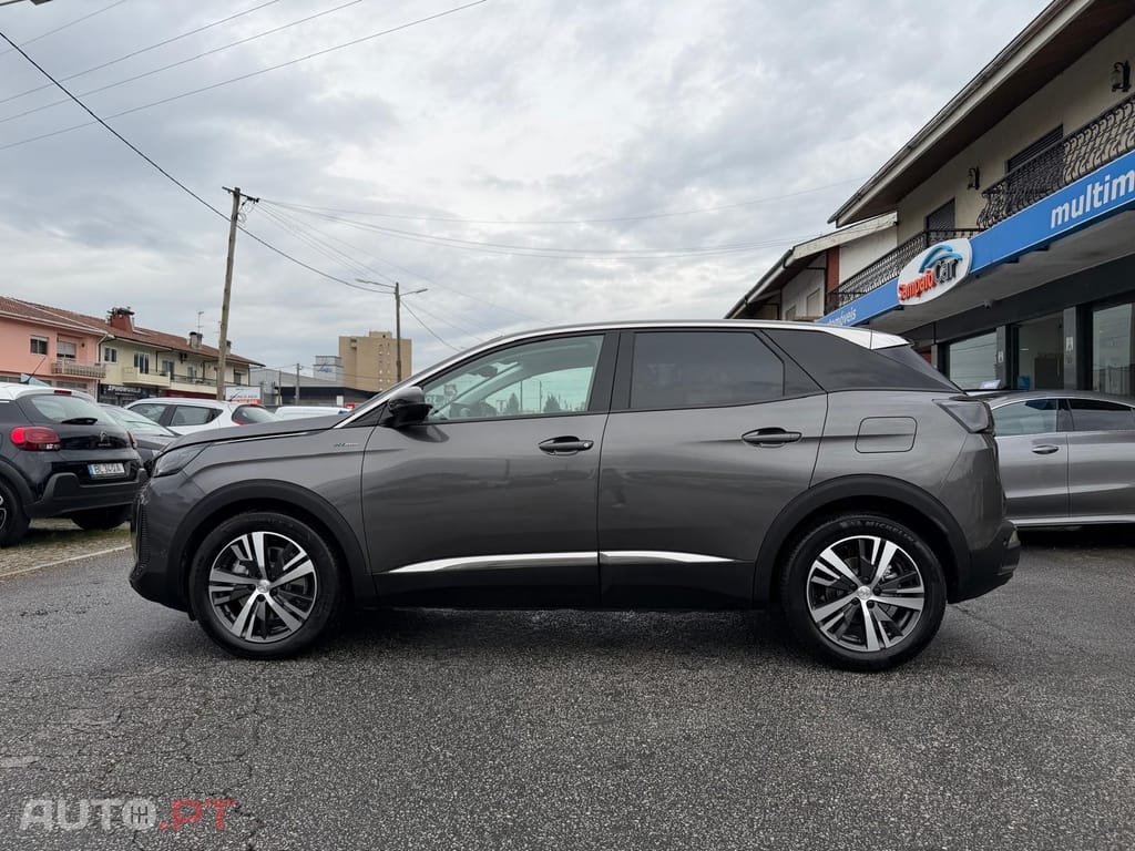Peugeot 3008 1.6 Hybrid Allure e-EAT8
