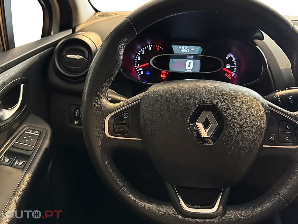 Renault Clio Life