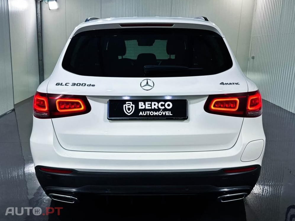 Mercedes-Benz GLC 300 de 4Matic 9G-TRONIC AMG Line
