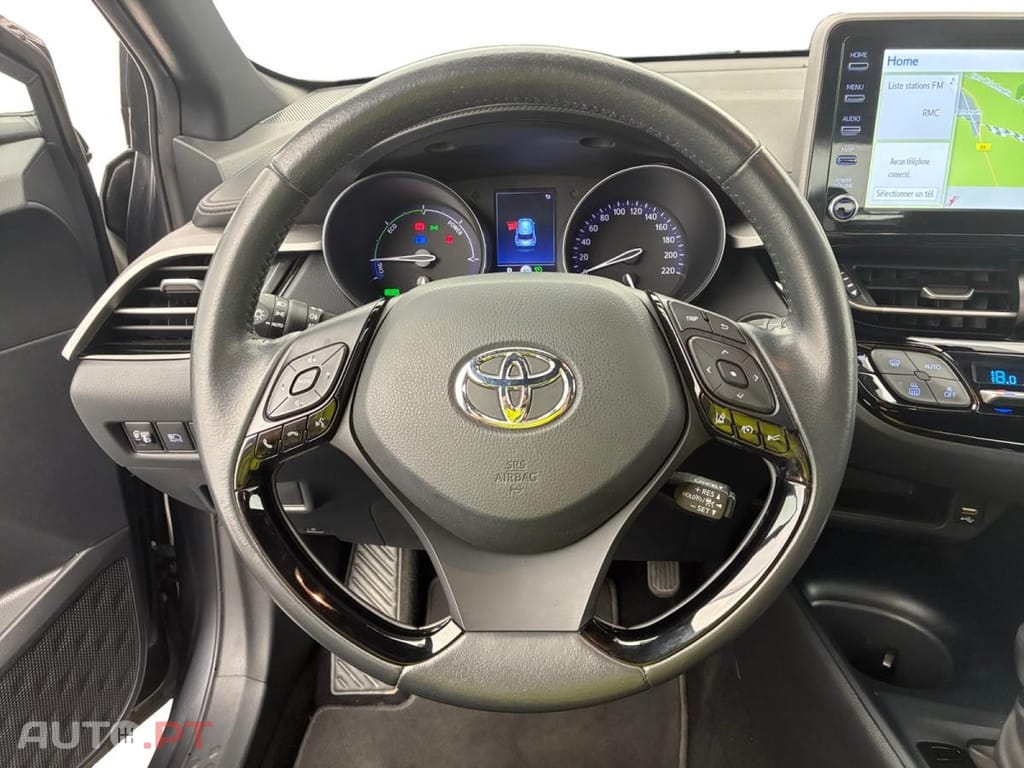Toyota C-HR 1.8 Hybrid Dynamic Business Beyond
