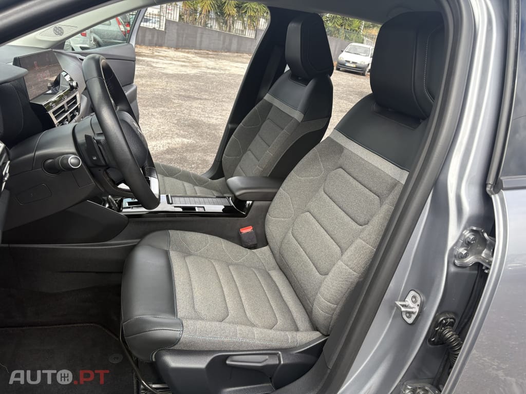 Citroen C4 1.2 PureTech Feel Pack EAT8
