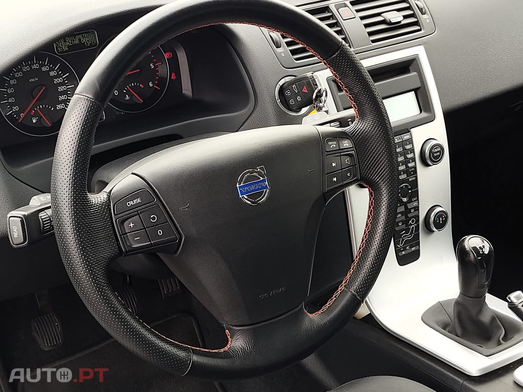 Volvo C30 1.6 D Drive 99g Momentum Start/Stop