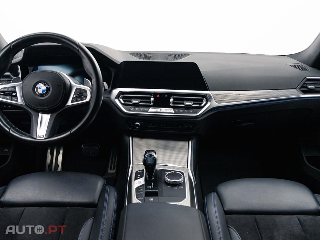 BMW 330 e Touring Pack M Auto
