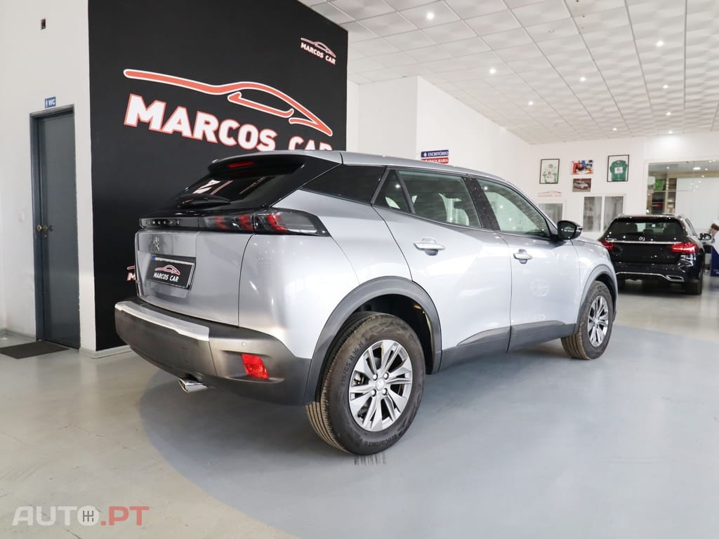 Peugeot 2008 1.2 PureTech Allure