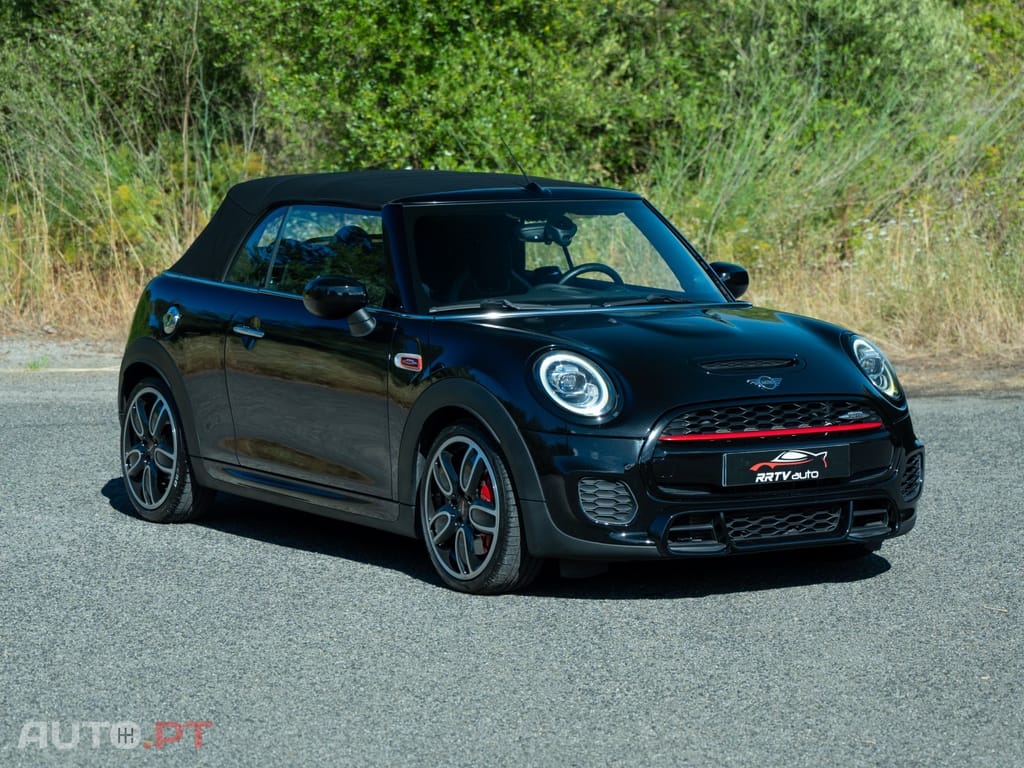 MINI Cabrio John Cooper Works Auto Desportiva