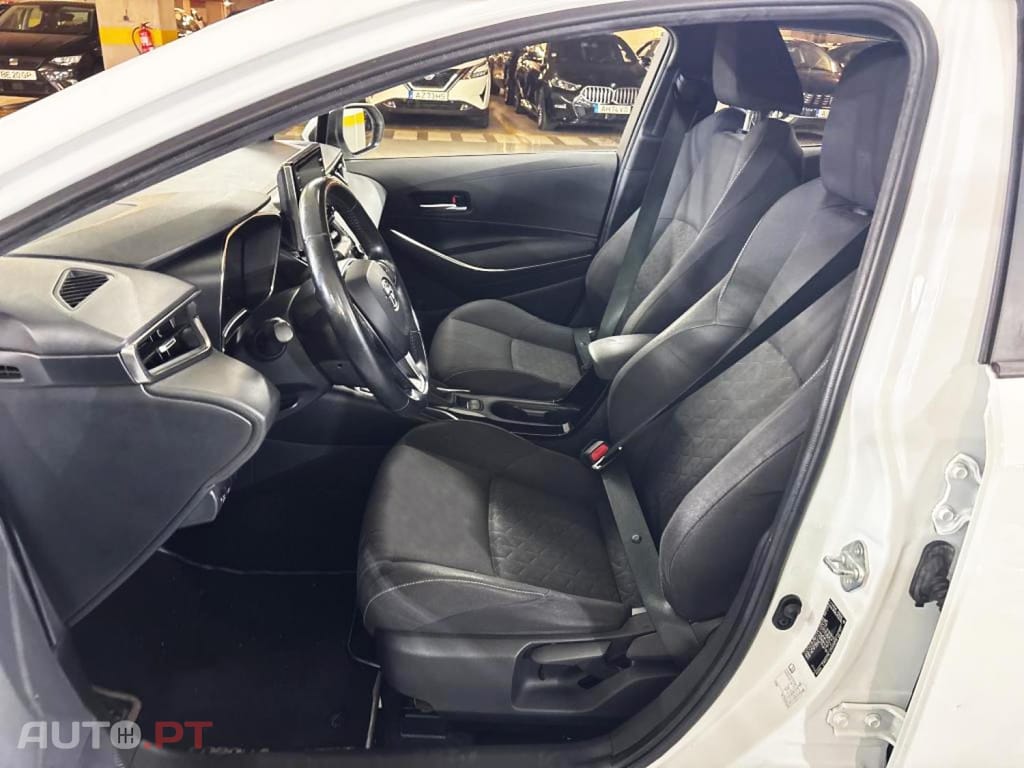 Toyota Corolla 1.8 Hybrid Comfort