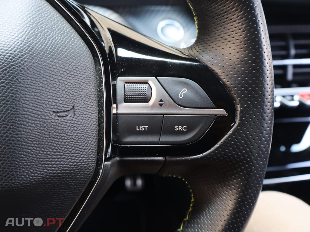 Peugeot E-208 50 kWh GT Line