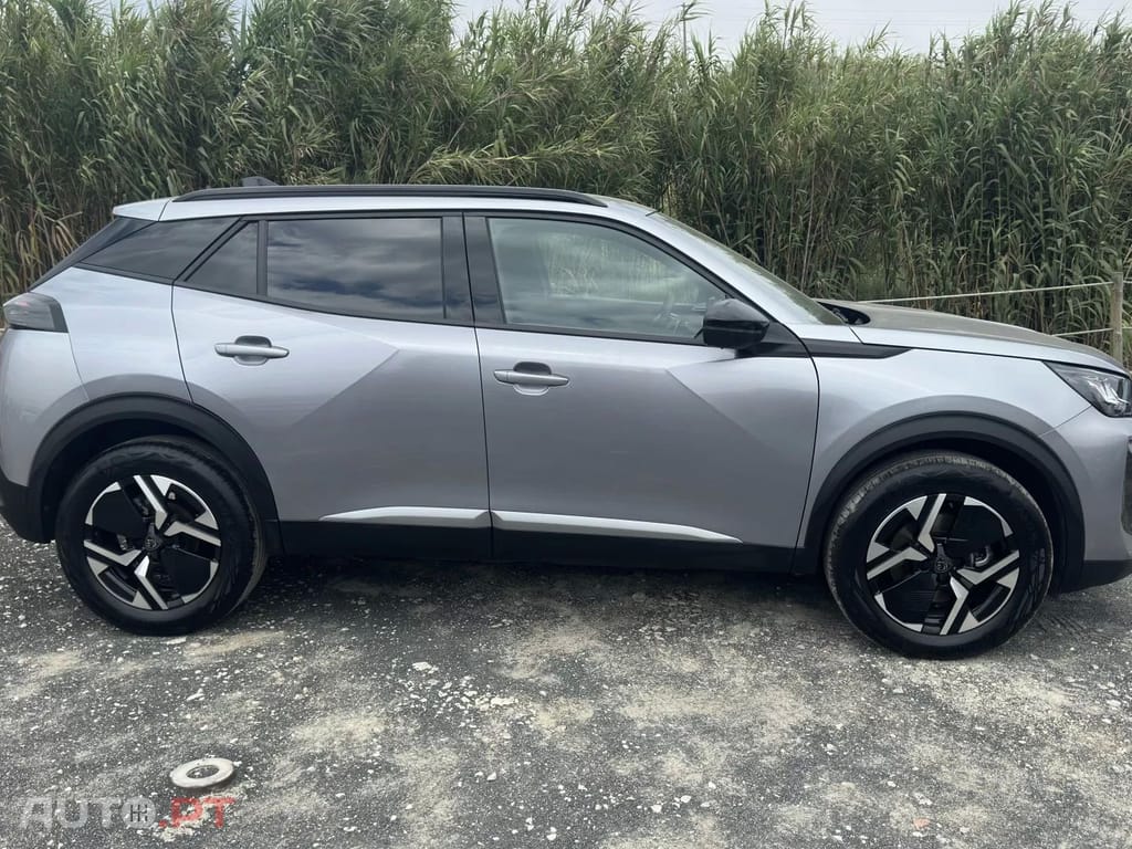 Peugeot 2008 1.2 Hybrid Allure e-DCS6