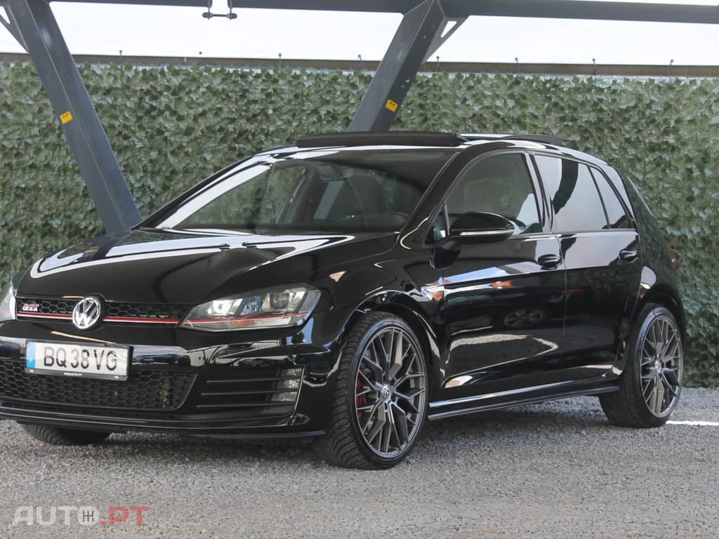 Volkswagen Golf 2.0 TSi GTi DSG Performance