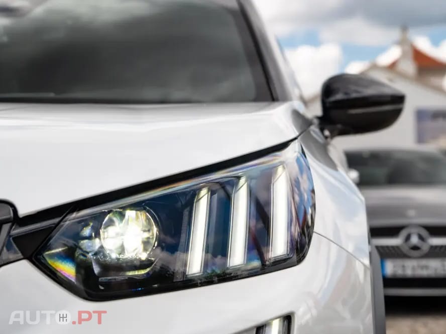 Peugeot 2008 1.5 BlueHDi GT EAT8