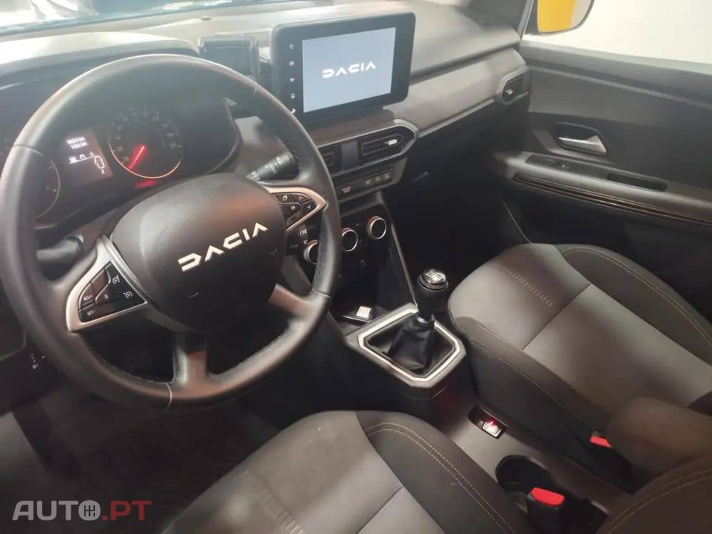 Dacia Jogger 1.0 TCe Expression 7L