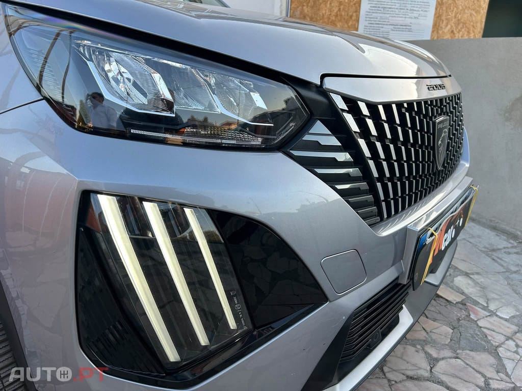 Peugeot 2008 1.2 Pure Tech Allure- Gasolina