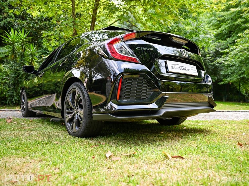 Honda Civic 1.0 i-VTEC Executive