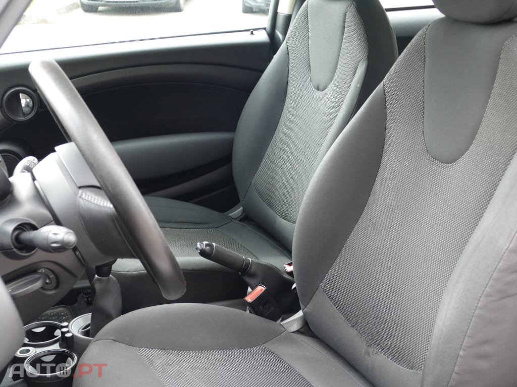 MINI Cooper One D
