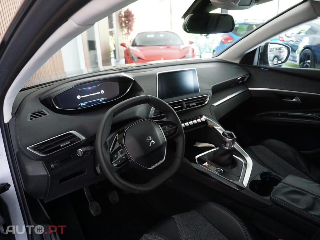 Peugeot 5008 1.2 PureTech Allure