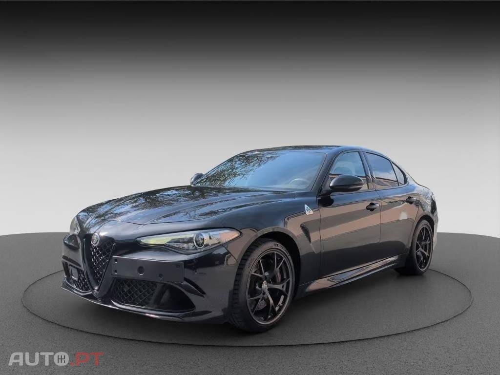 Alfa Romeo Giulia 2.9 Bi-Turbo Quadrifoglio AT8