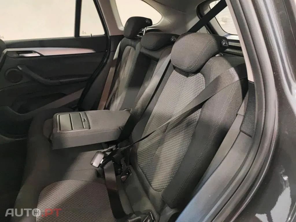 BMW X1 16 d sDrive Auto