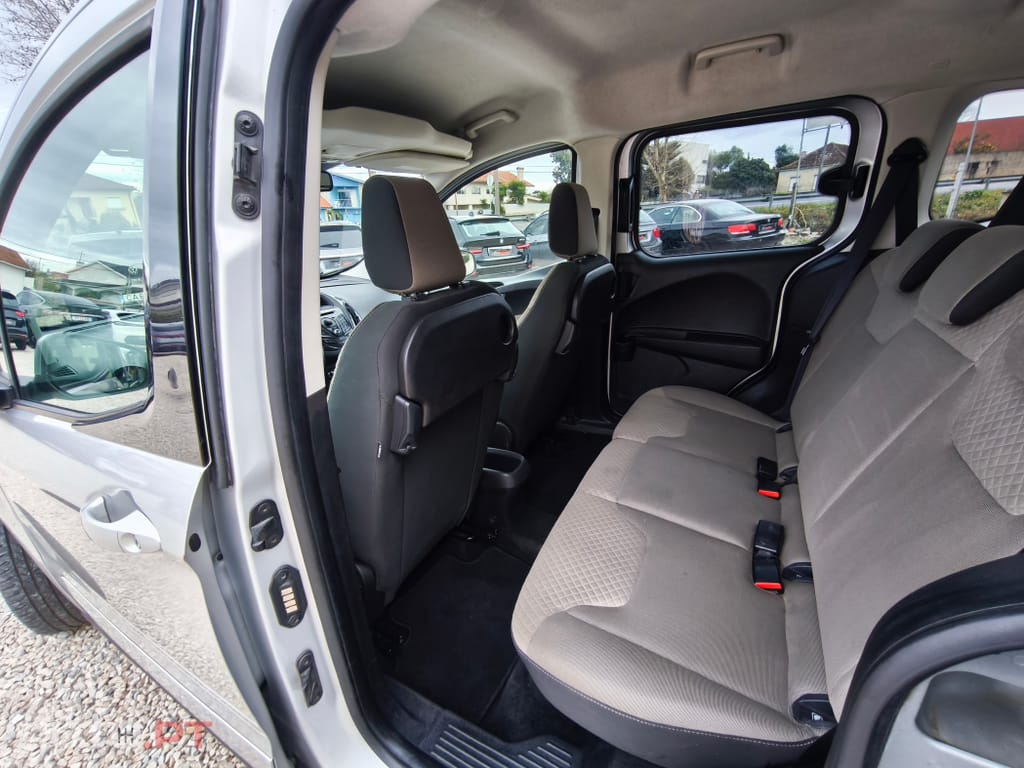 Ford Tourneo 1.5 TDCi Titanium