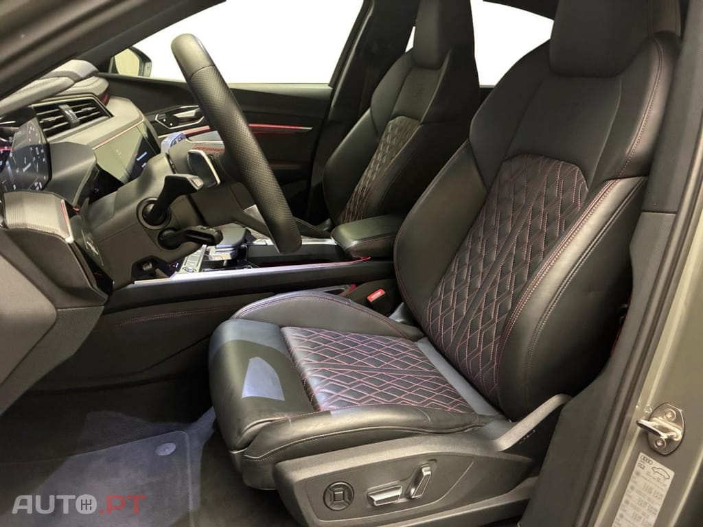 Audi Q8 E-Tron 55 Quattro