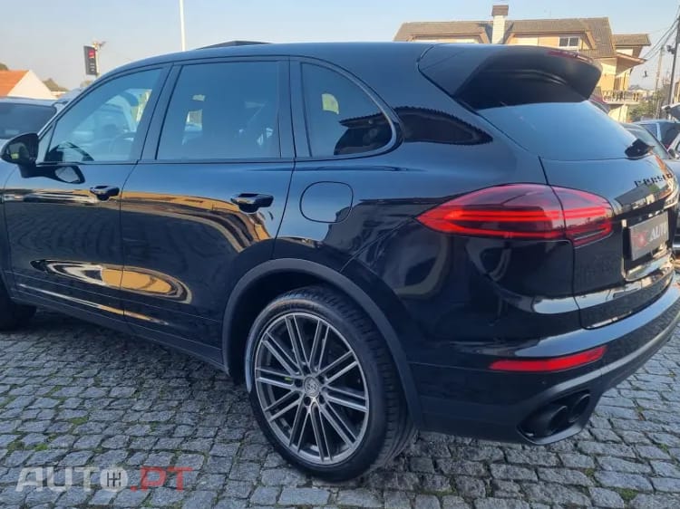 Porsche Cayenne S E-Hybrid